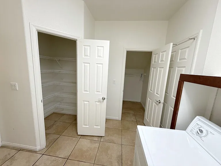 6356 Tomahawk Mill Ct — Photo 17