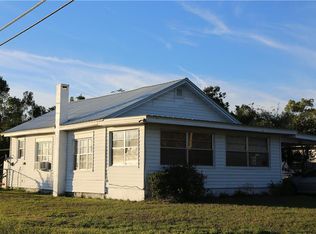 707 Center St, Waverly, FL 33877