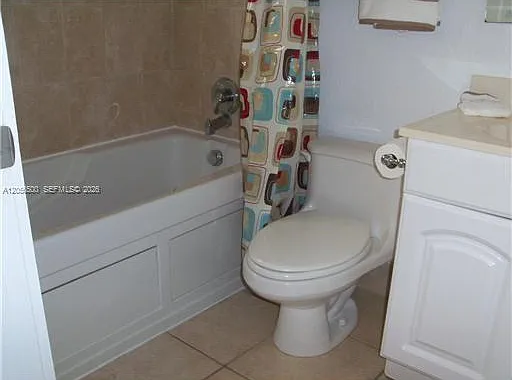 2121 N Ocean Blvd #1 — Photo 19