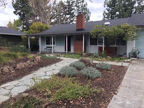 2nd image of 34 Anelda Dr