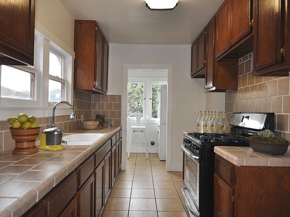 4th image of 444 N Avenue 51