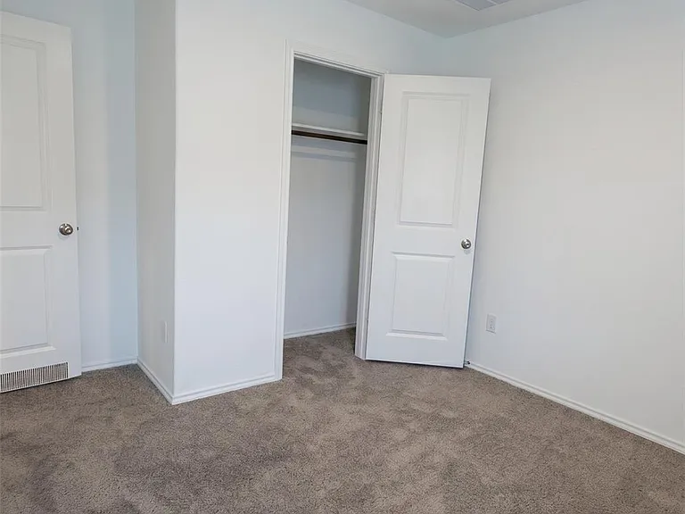 2540 Sweet Olive — Photo 12