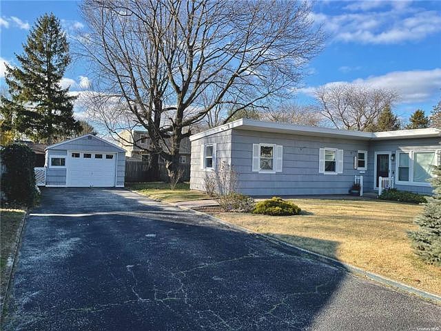 1st image of 1334 Pine Dr