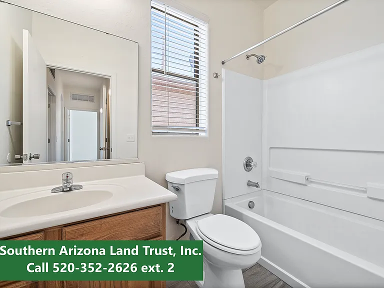 1922 W Placita Tres Rios — Photo 10