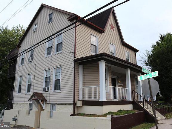 4th image of 1000 Corbett St