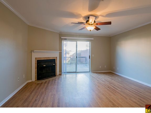 2nd image of 3841 Belle Meade Ct APT B
