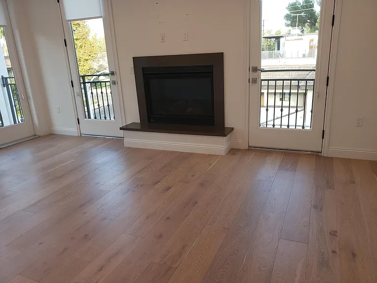 15200 Magnolia Blvd #302 — Photo 5