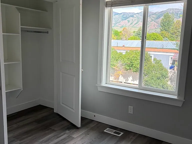 2412 N 200 E — Photo 22