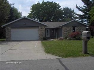 901 S Buckingham Rd, Yorktown, IN 47396