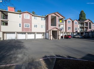 10804 NE Holly St #303, Hillsboro, OR