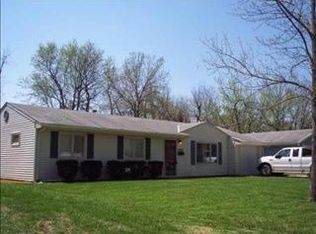 1313 SW 31st St, Topeka, KS 66611