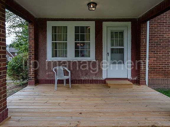4th image of 1731 Preston Ave