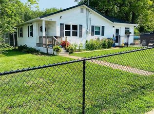 412 8th St, Vienna, MO 65582