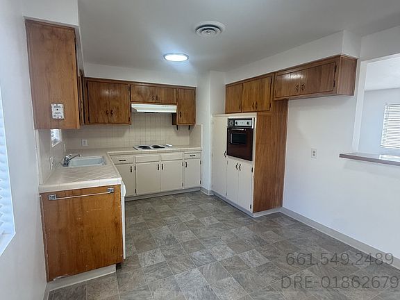 5th image of 3900 Adler St APT C