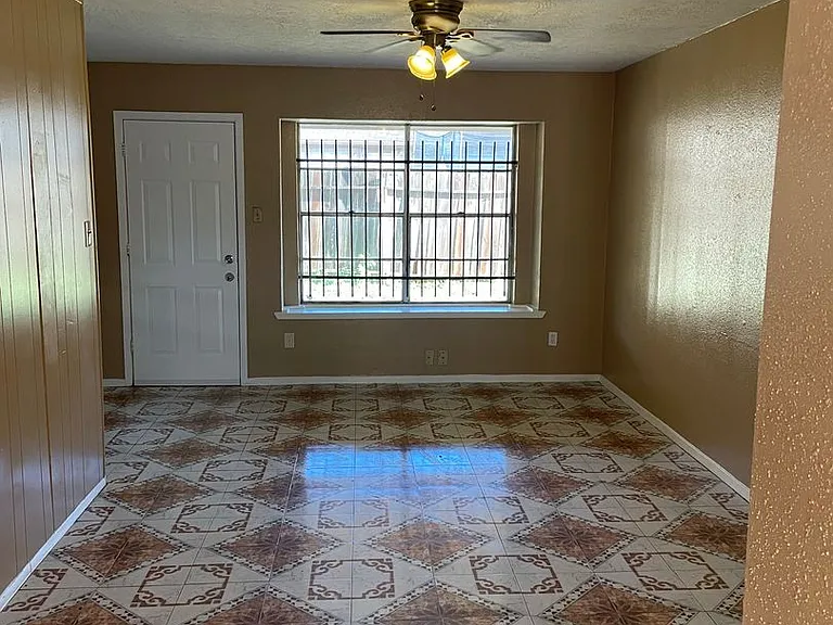 4751 E Ridge Creek Dr — Photo 3