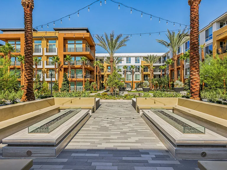 Aspire at Flamingo Grand — Photo 30