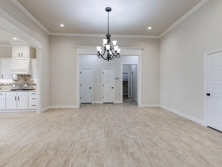 9305 SW 34th St — Photo 26