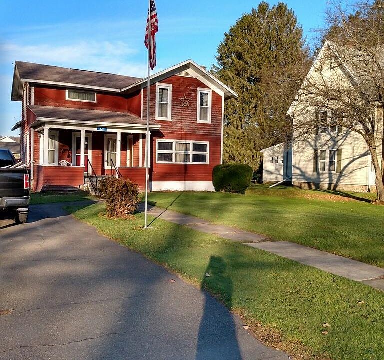 1st image of 229 W Main St