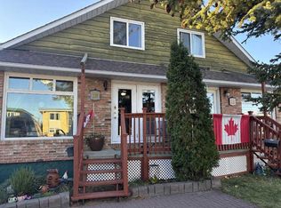 6013 E Trollinger St NE, Calgary, AB T2K 3W5
