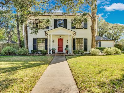 411 Sycamore St, Waxahachie, TX, 75165