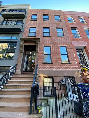 Rented by Corcoran | media 24