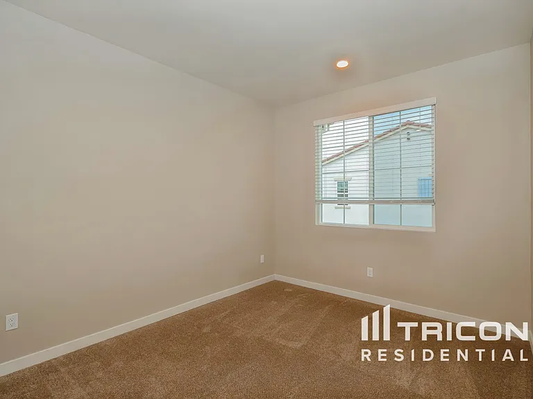 Tricon Elk Grove — Photo 47