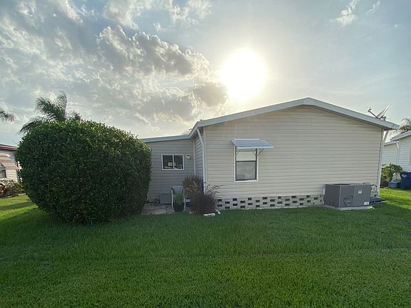 5th image of 4020 Lemonwood Dr N
