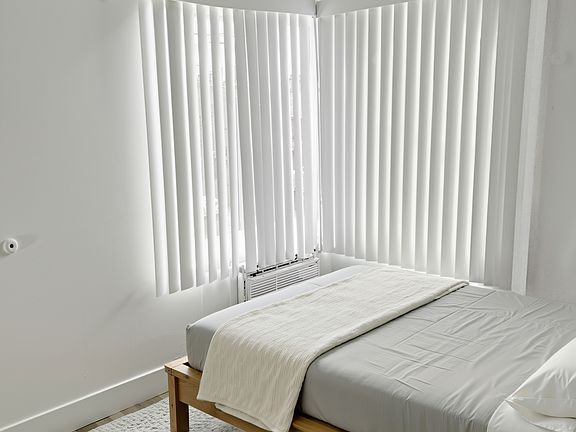 3rd image of 136 E 120th St #7