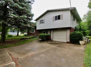 1102 Ransom Dr, Flint, MI 48507