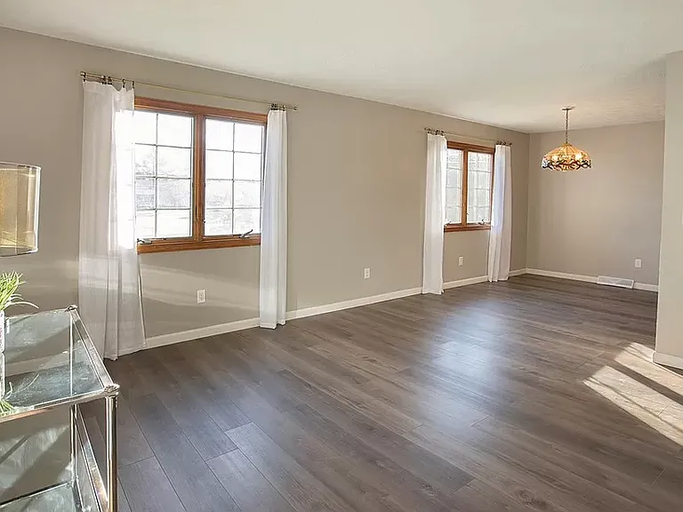 9030 Reed Rd — Photo 2