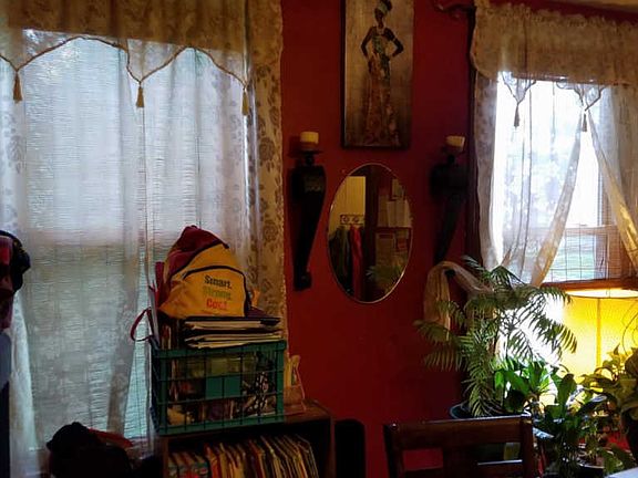 4th image of 1421 Cedar Ave