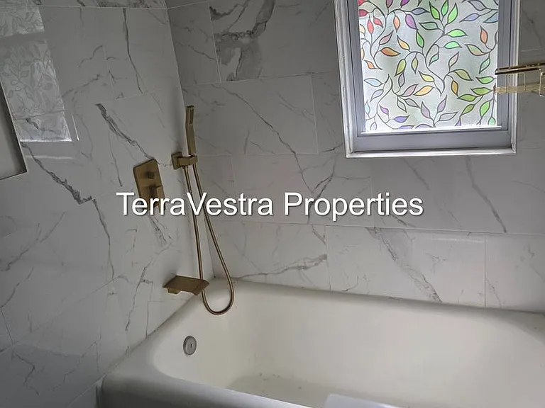 28 West Madison Avenue — Photo 7