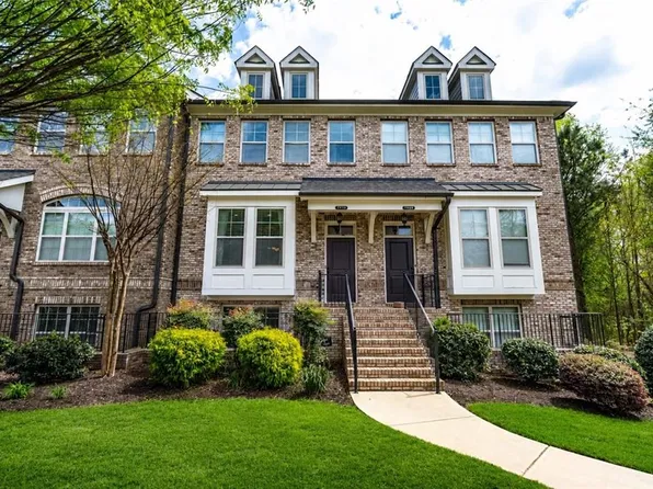 7970 Willoughby Ct, Alpharetta, GA 30005