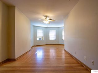 1240 S 10th St, Omaha, NE 68108