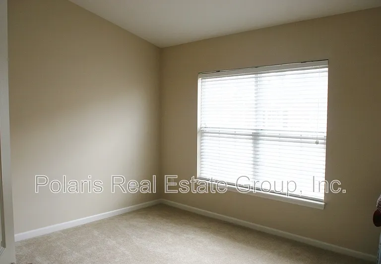 11912 Kelso Dr #4 — Photo 8