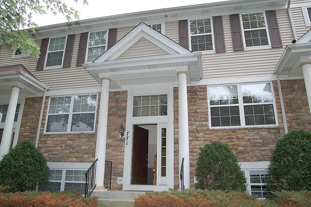 1st image of 771 W Misty Dr