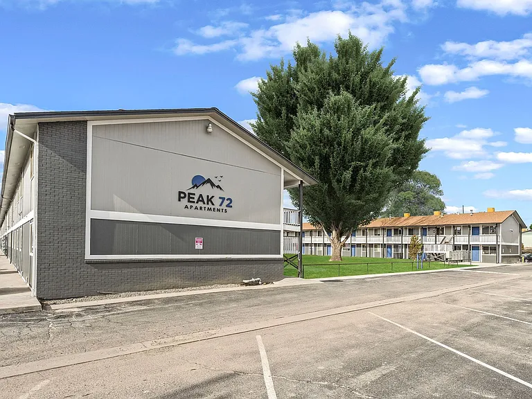Peak 72 Apartments — Photo 17