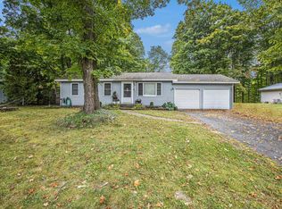 1938 Lardie Rd, Traverse City, MI 49696