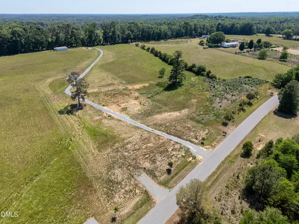 321 Gilliland Rd #2, Siler City, NC 27344