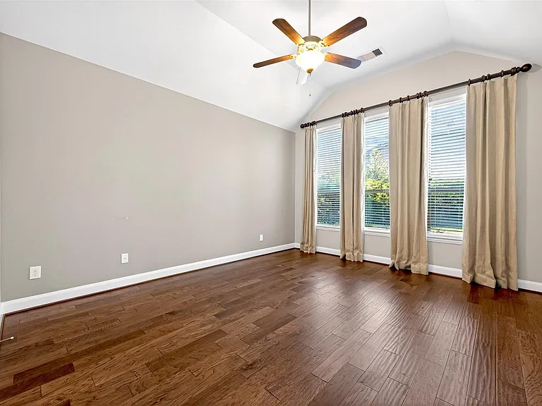 14 S Sawbridge Cir — Photo 27
