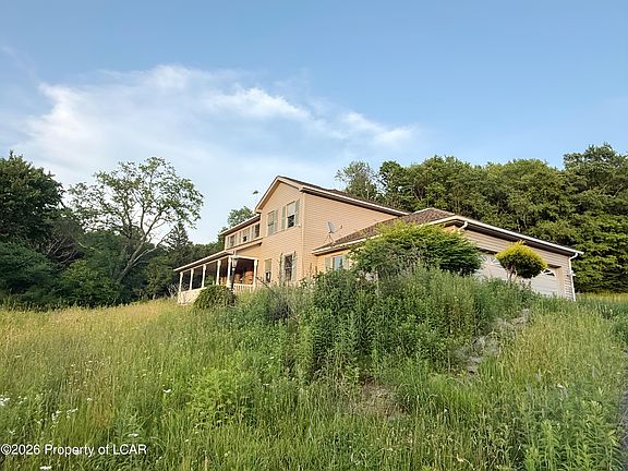 3rd image of 134 Pine Grove Rd
