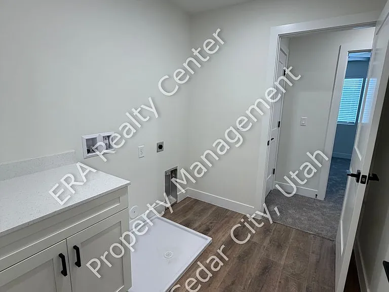 50 E 1600 N #1A — Photo 19