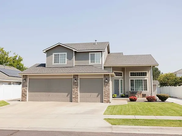 174 NE 12th St, Hermiston, OR 97838