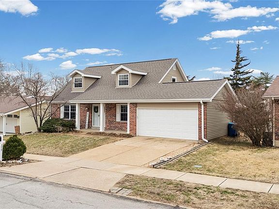 3rd image of 279 Aspen Village Dr