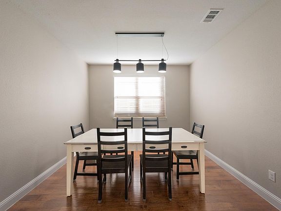 4th image of 1825 Ridge Creek Ln