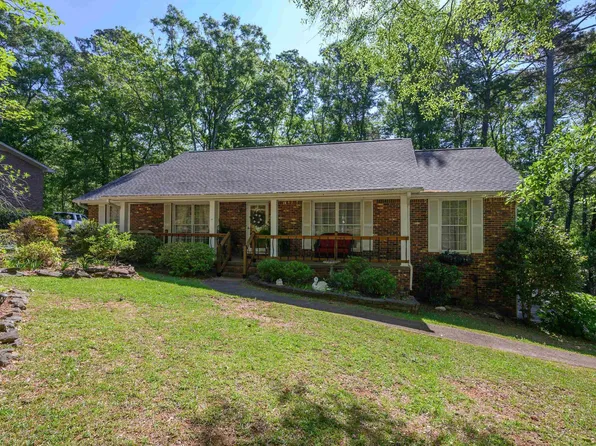 360 Shoshone Dr, Montevallo, AL 35115