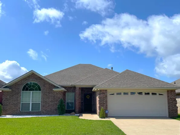 1212 Arnold Ln, Texarkana, TX 75503