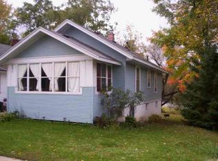 831 2nd Ave, Baraboo, WI 53913