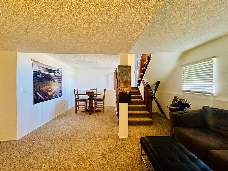 323 S Jefferson Ave — Photo 18