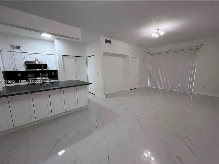 18344 NW 68th Ave #F — Photo 1